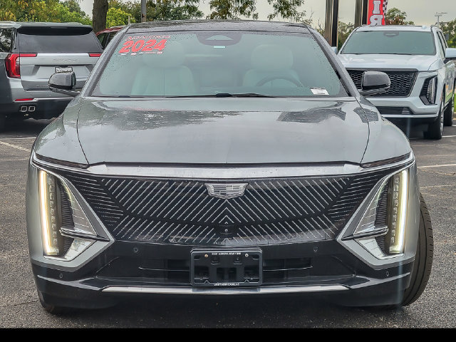 Certified 2024 Cadillac Lyriq Luxury AWD/4WD image 5