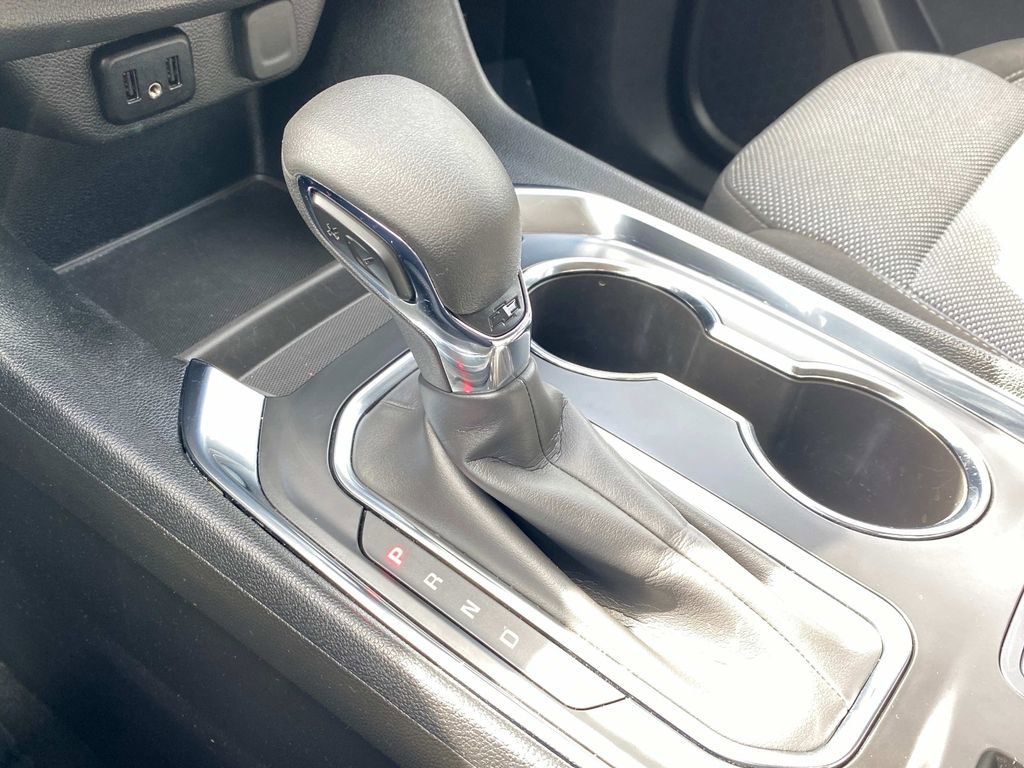 Used 2021 Chevrolet Traverse LT FWD image 33