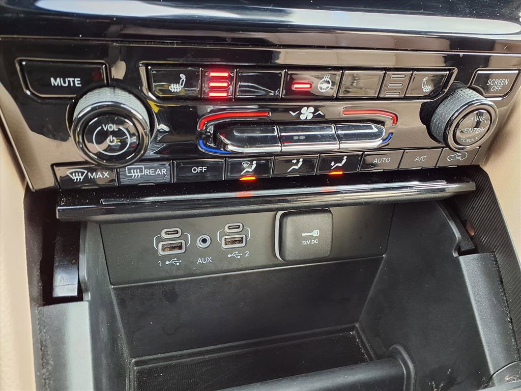 Used 2024 Jeep Grand Cherokee Limited image 9