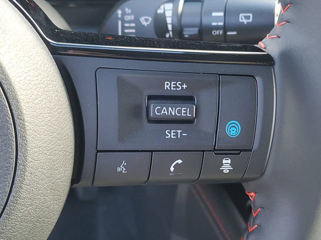 New 2026 Nissan Kicks SR w/ Cold Weather Package AWD/4WD image 13
