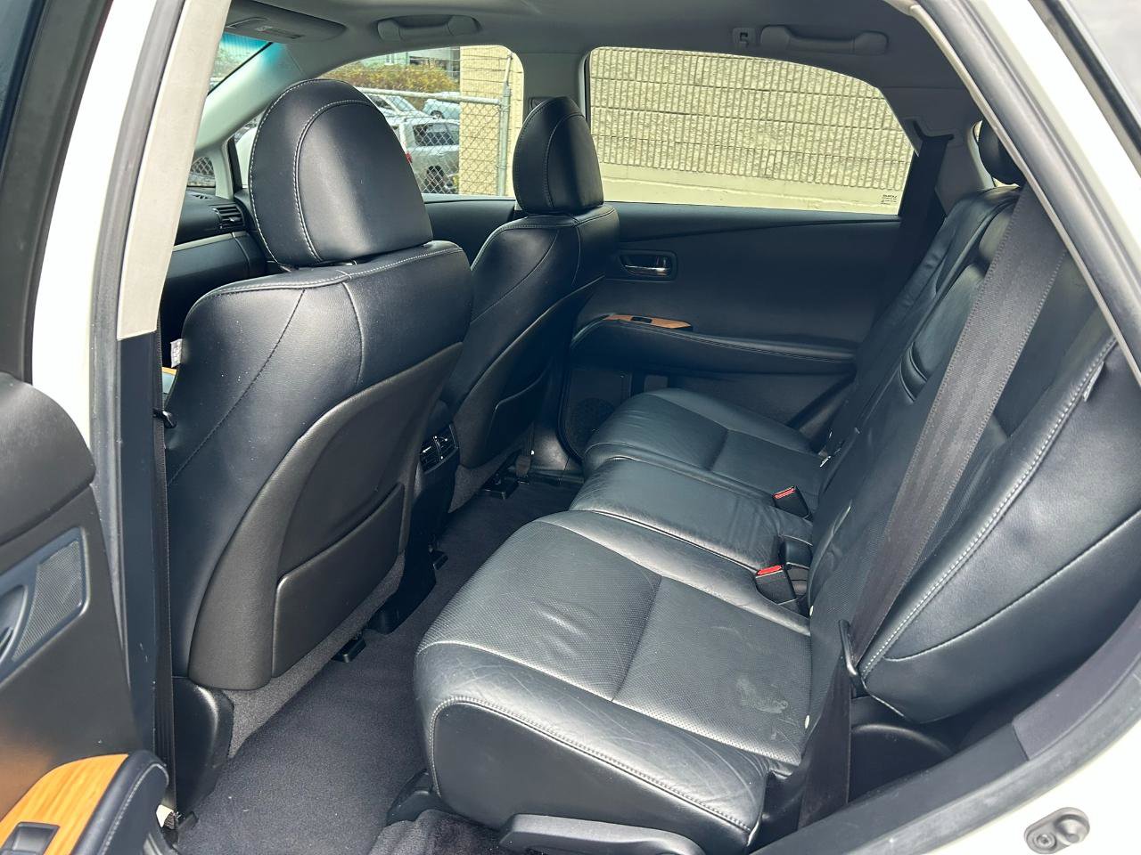 Used 2015 Lexus RX 450h AWD image 15