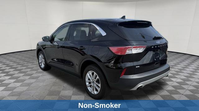 Used 2021 Ford Escape SE w/ Convenience Package AWD/4WD image 3