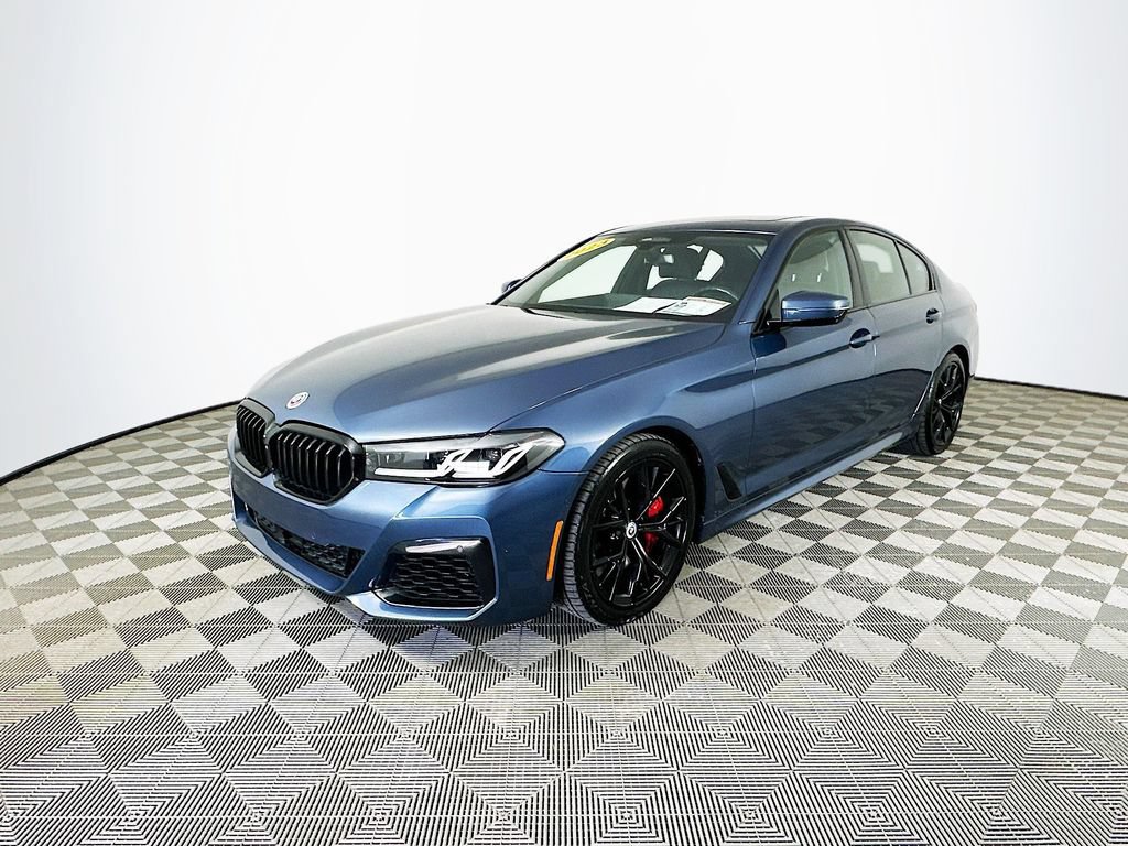 Used 2023 BMW M550i xDrive w/ Executive Package AWD/4WD image 4