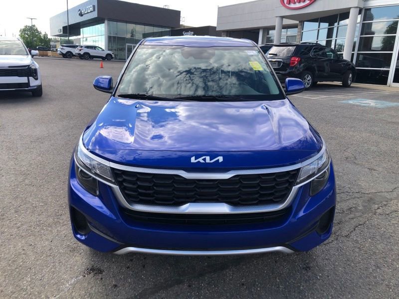 Certified 2022 Kia Seltos LX AWD/4WD image 2