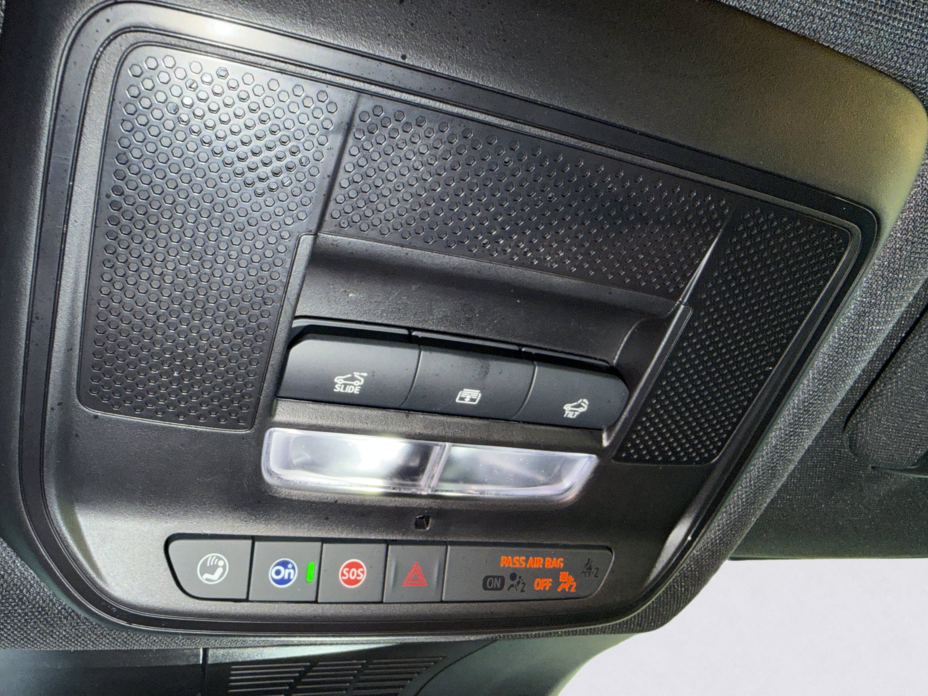 Used 2024 Chevrolet Blazer EV LT AWD/4WD image 30