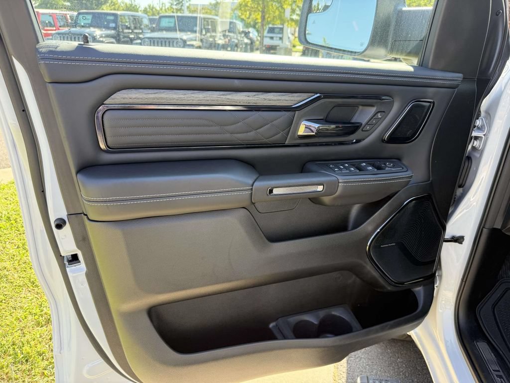 New 2026 RAM 1500 Limited AWD/4WD image 32