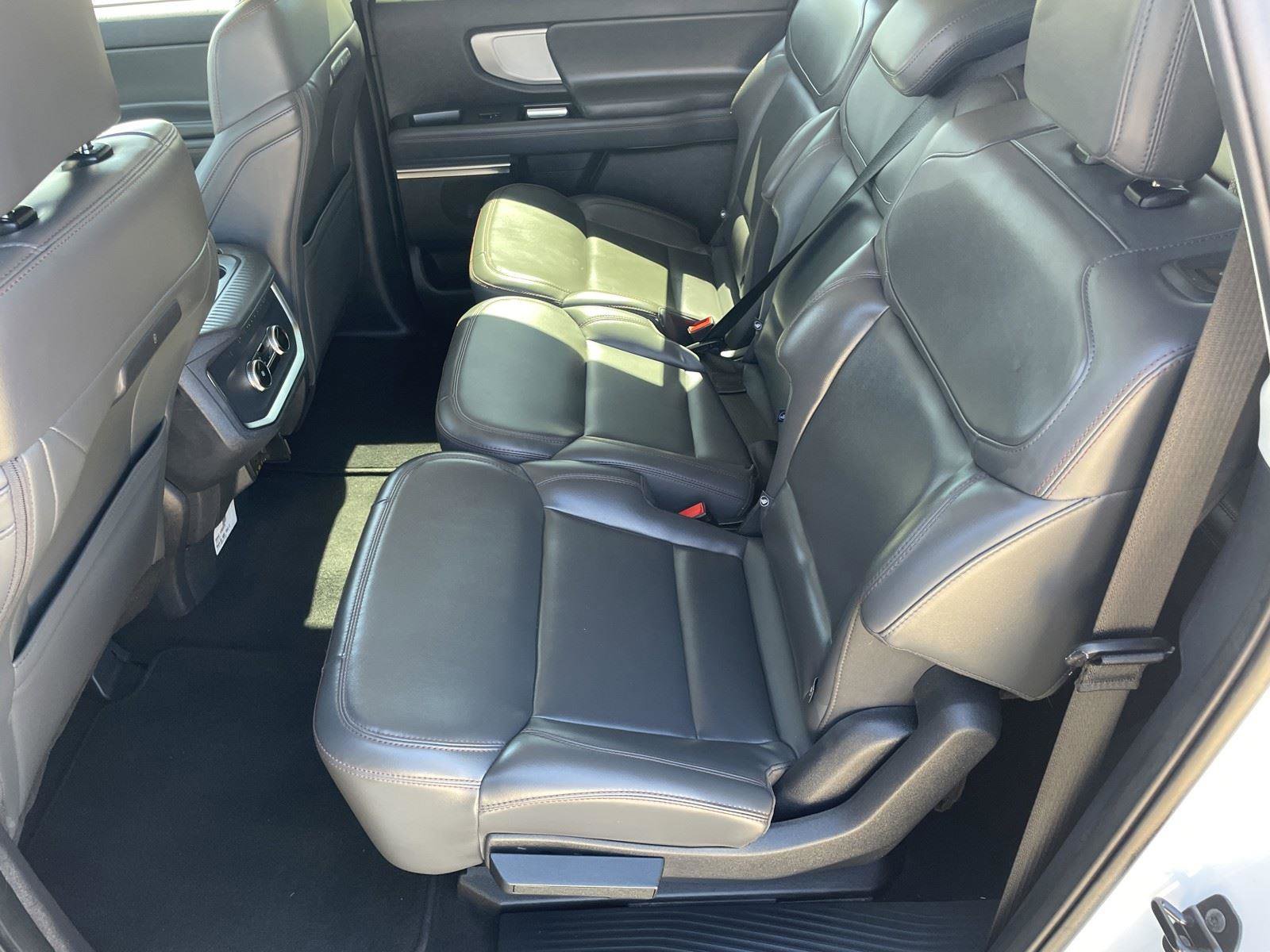 Used 2025 Ford Expedition Max Active image 24