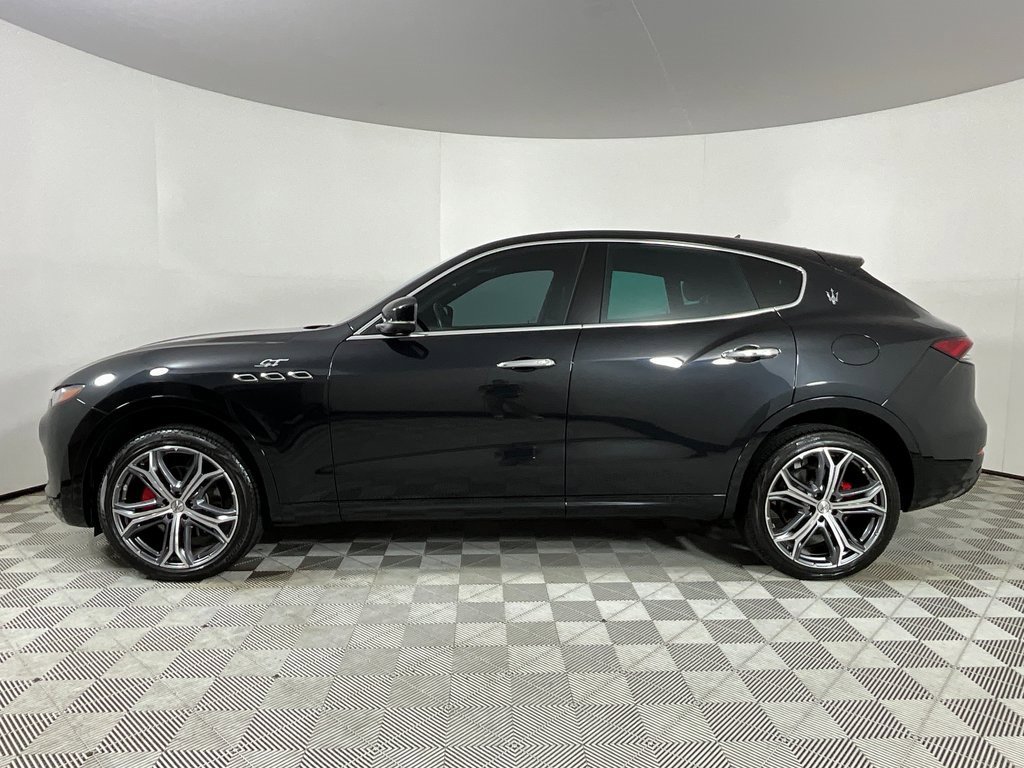 Used 2023 Maserati Levante GT image 2