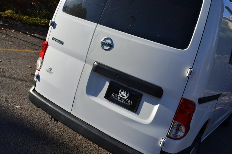 Used 2021 Nissan NV200 S w/ Sliding Door Glass Package FWD image 13
