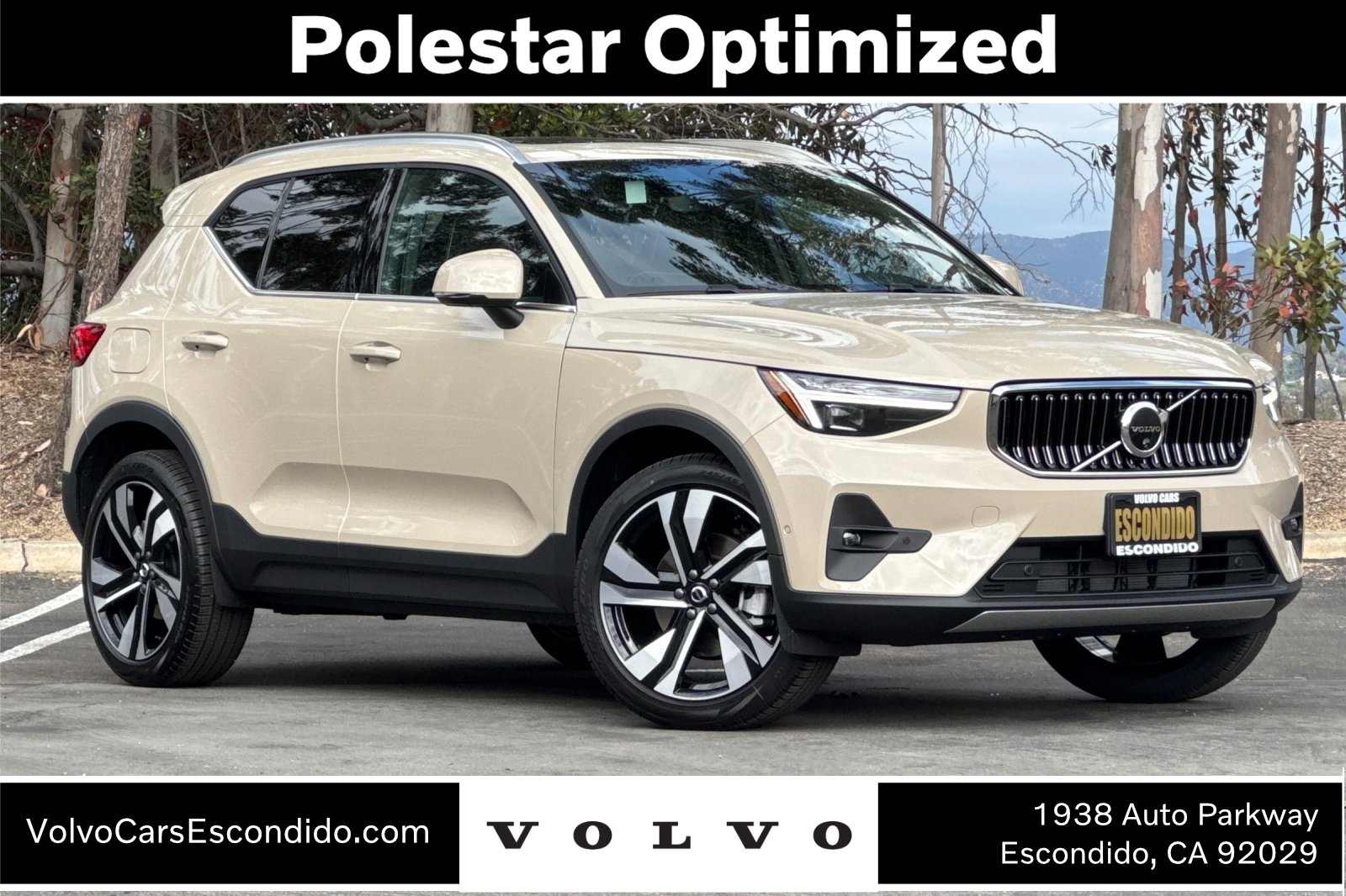 New 2025 Volvo XC40 B5 Ultra