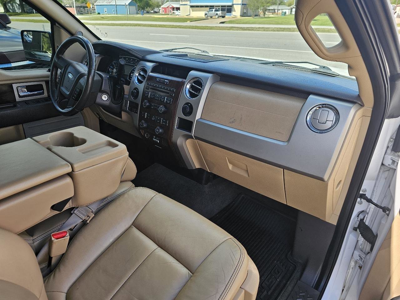 Used 2012 Ford F150 Lariat image 23