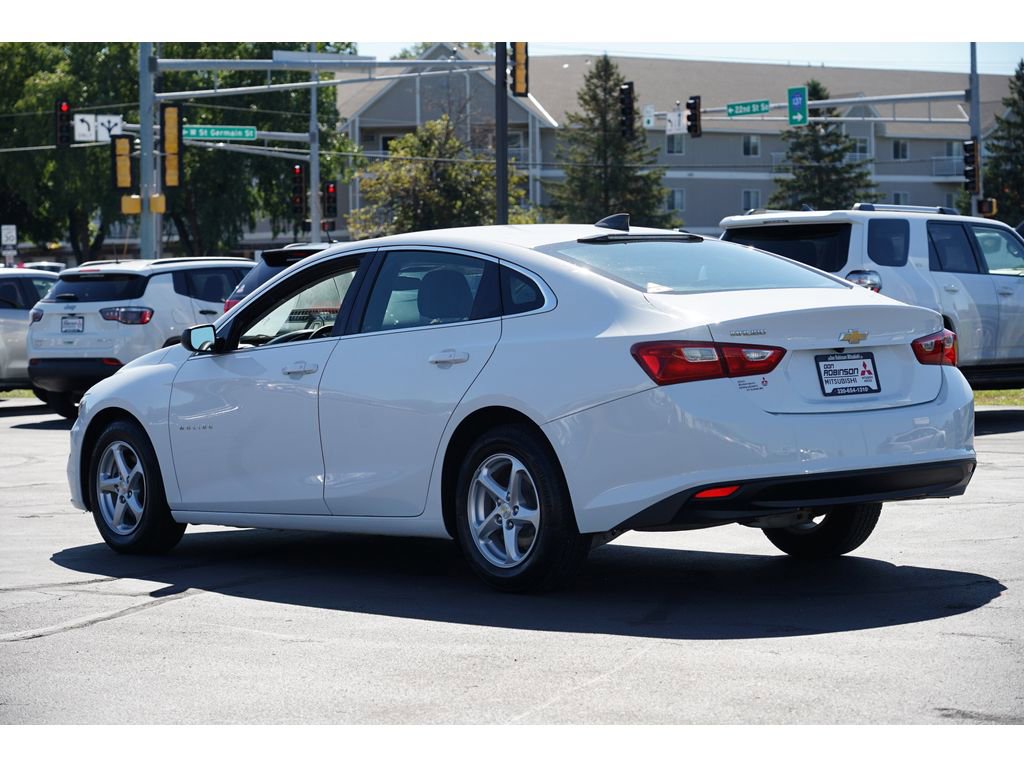 Used 2018 Chevrolet Malibu LS image 5