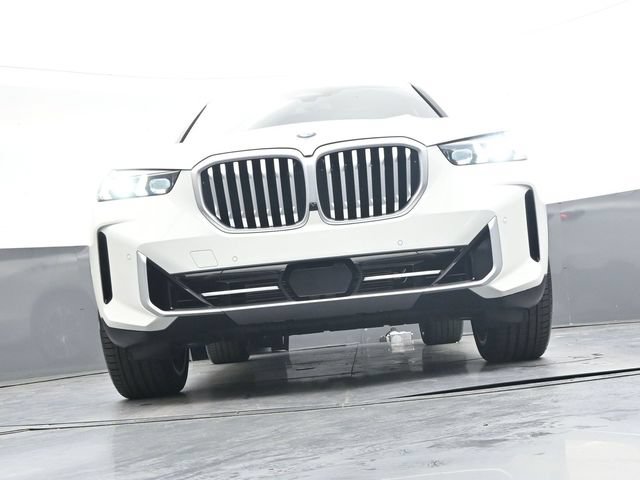 Used 2026 BMW X5 xDrive40i w/ Premium Package AWD/4WD image 37