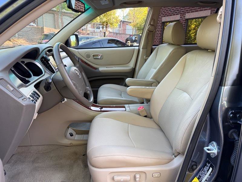 Used 2007 Toyota Highlander Limited FWD image 25