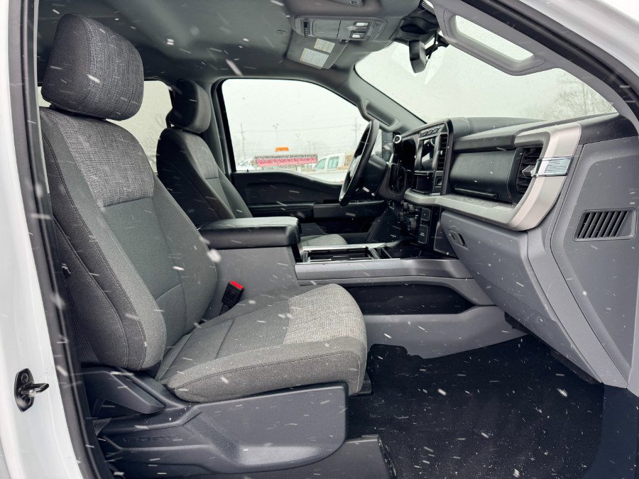Used 2023 Ford F350 XLT image 18