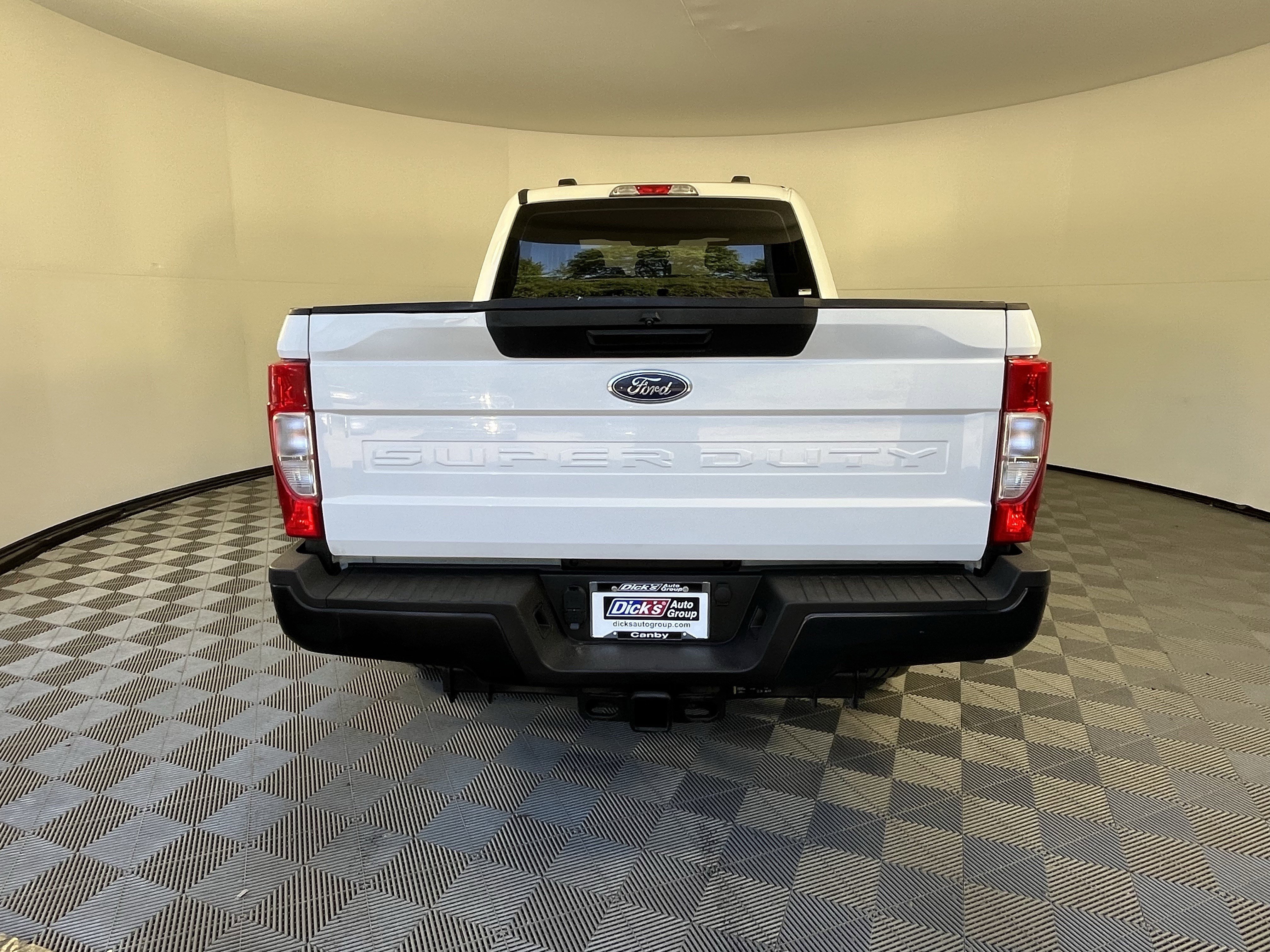 Used 2020 Ford F350 XL w/ Power Equipment Group AWD/4WD image 4