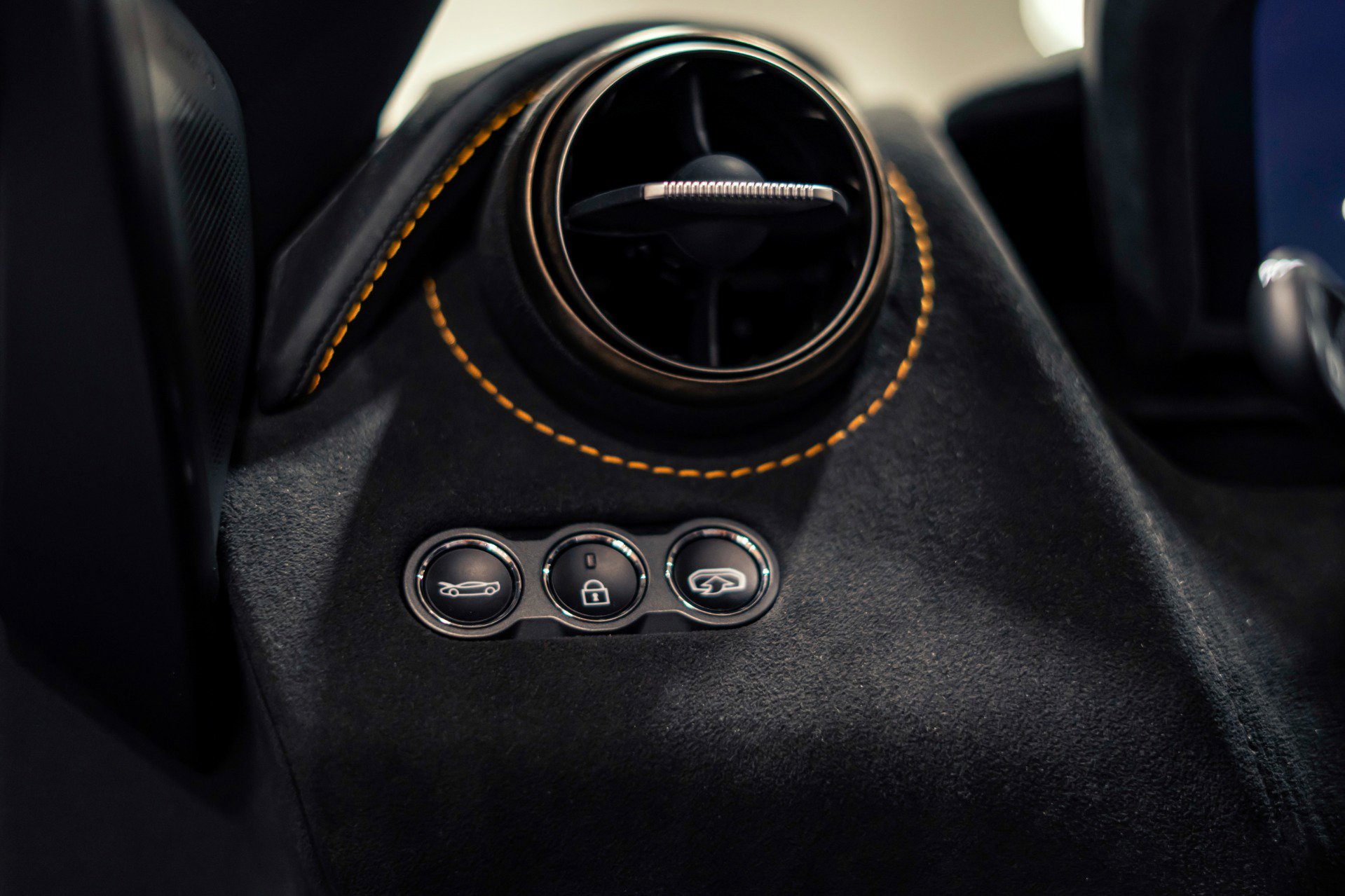 Used 2021 McLaren 720S Spider RWD image 48