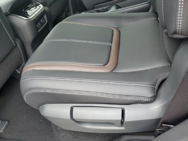 New 2026 Nissan Armada SL w/ Captain's Chari Seat Package AWD/4WD image 19