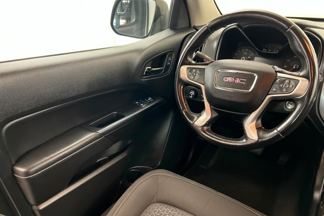 Used 2017 GMC Canyon SLE AWD/4WD image 11