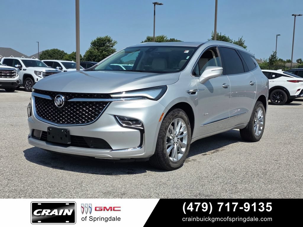 Used 2022 Buick Enclave Avenir w/ Avenir Technology Package AWD/4WD image 3