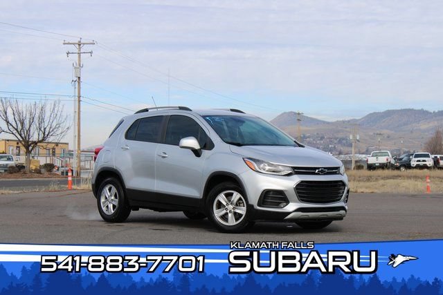 Used 2022 Chevrolet Trax LT w/ LT Convenience Package FWD image 1