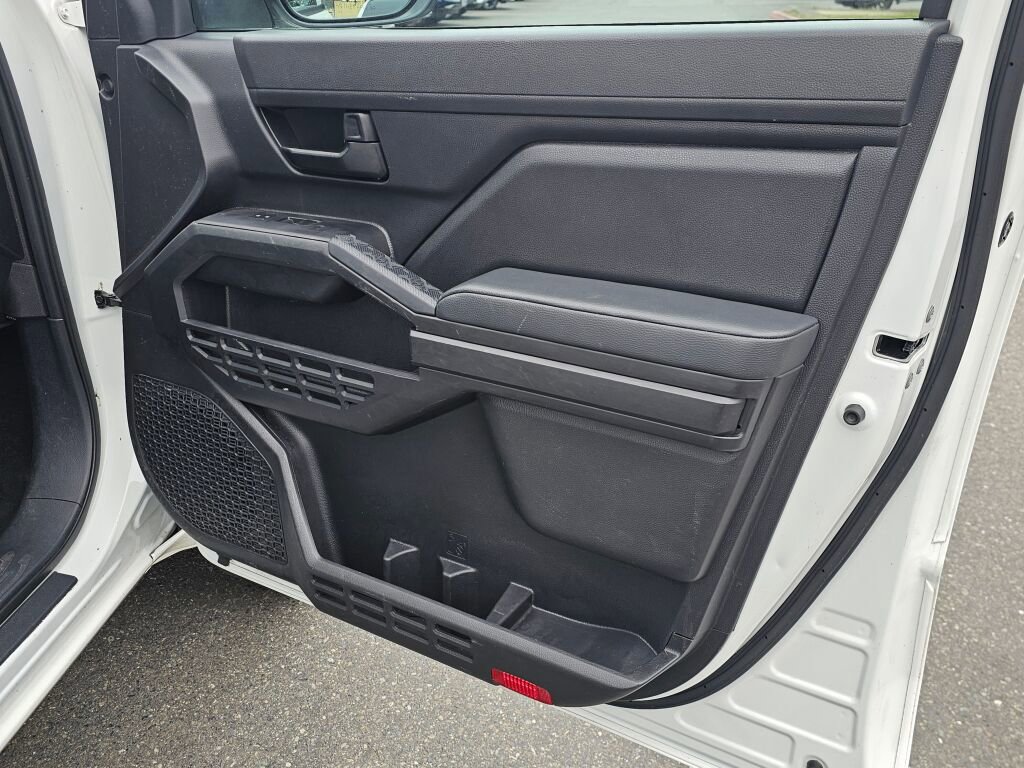 Used 2024 Toyota Tacoma SR RWD image 10