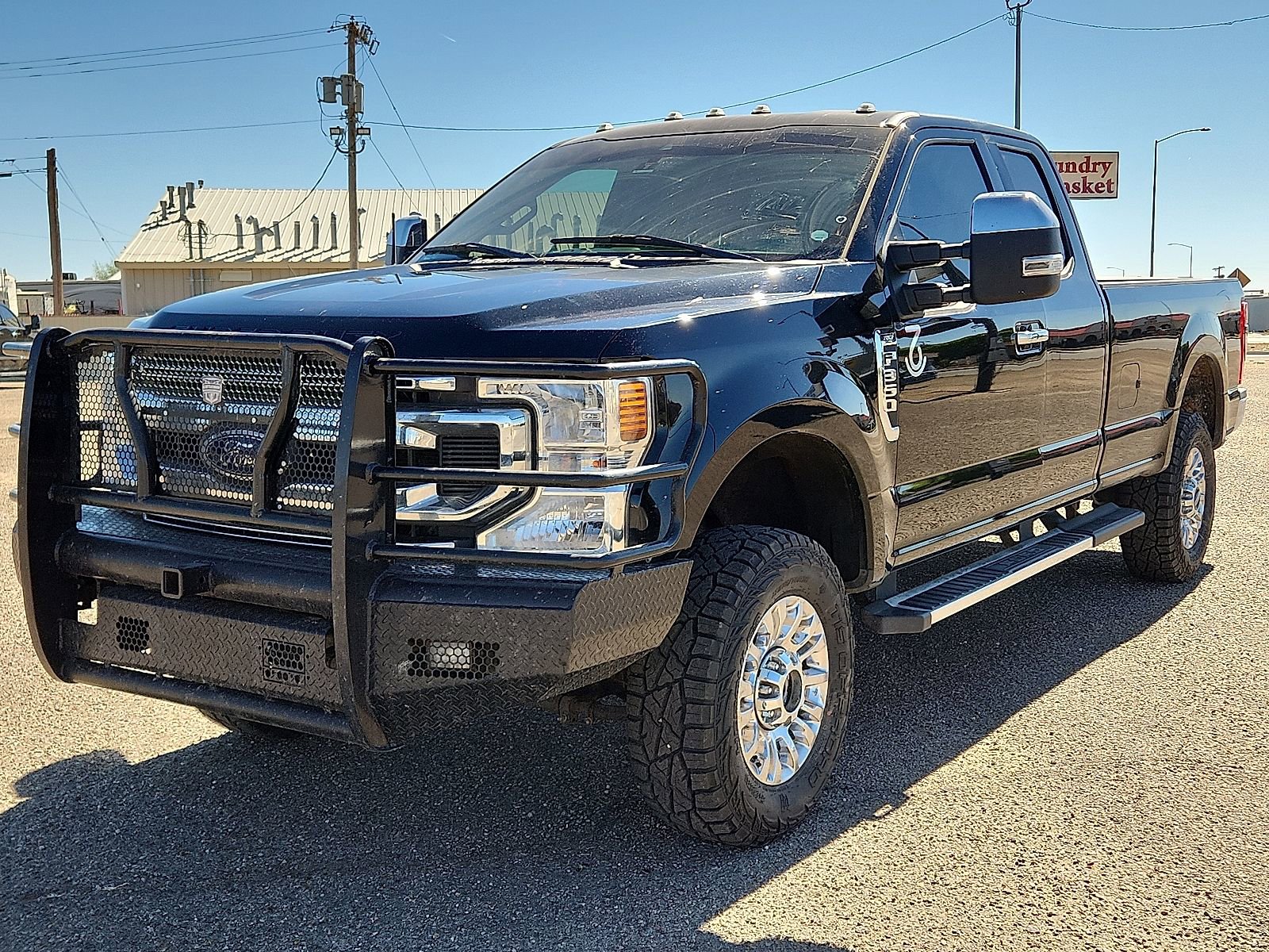 Used 2022 Ford F350 XLT w/ XLT Premium Package image 1