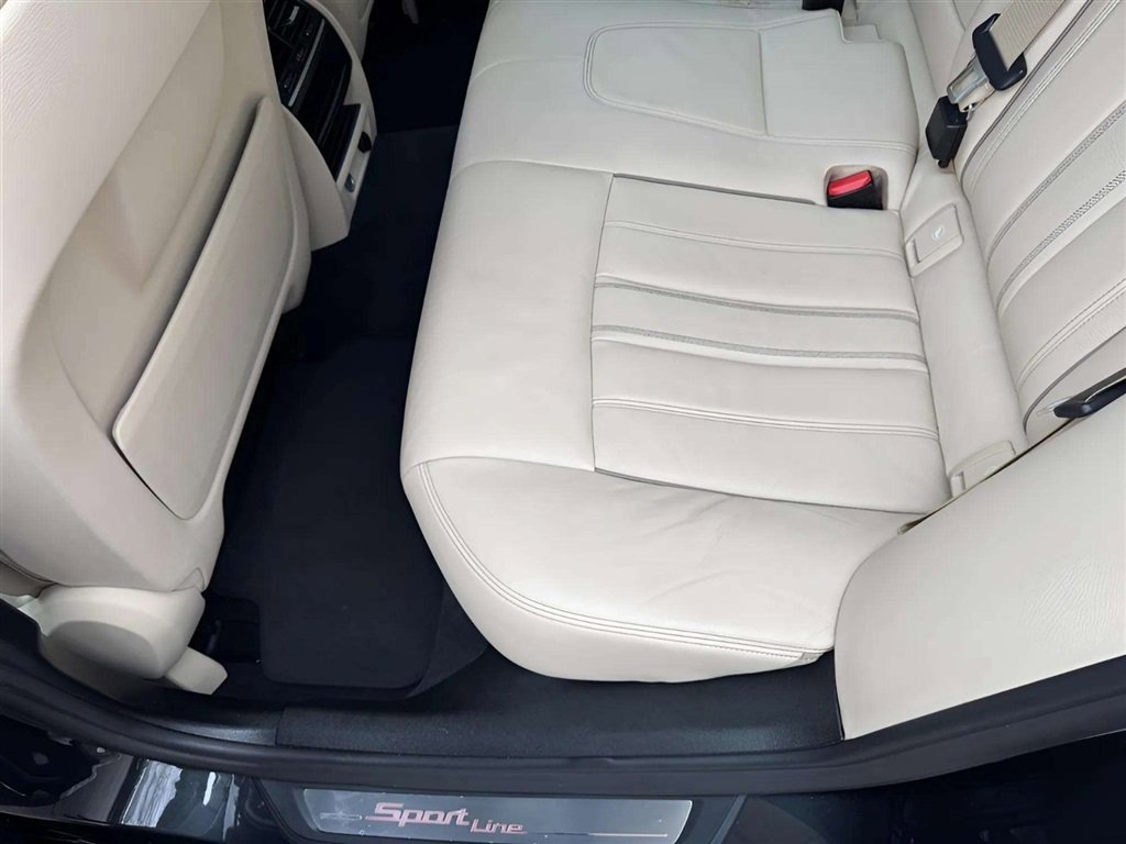 Used 2018 BMW 530i w/ Premium Package RWD image 11