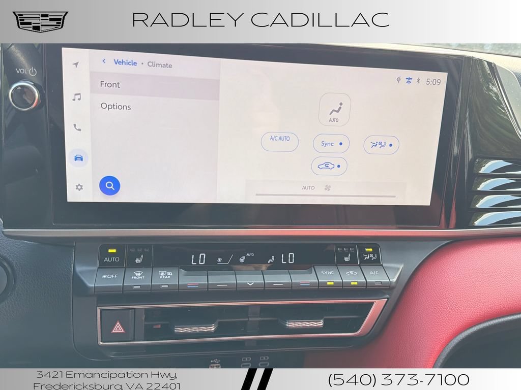 Used 2025 Toyota Camry XSE FWD image 8