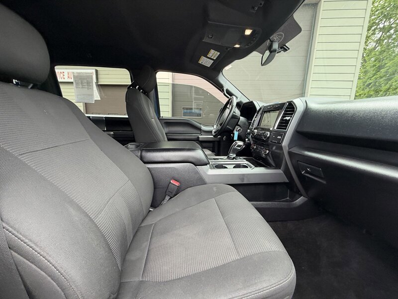 Used 2017 Ford F150 XLT w/ Equipment Group 302A Luxury AWD/4WD image 15