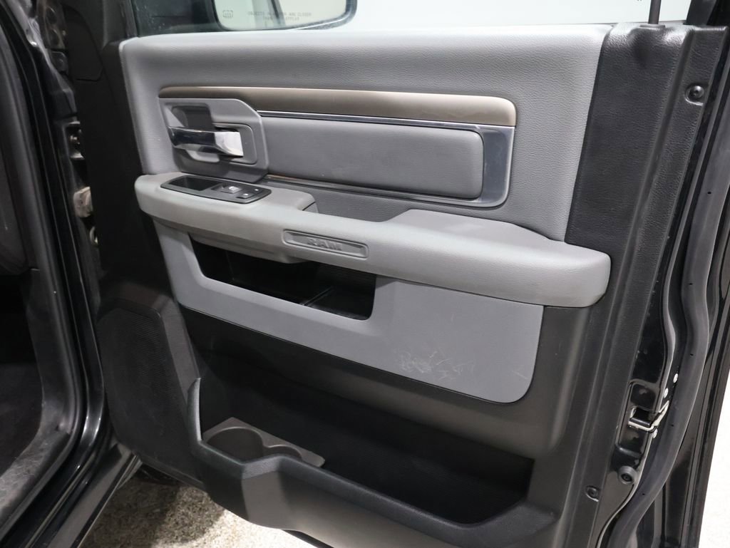 Used 2019 RAM 1500 Classic Warlock image 25
