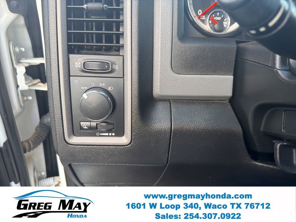 Used 2018 RAM 2500 Tradesman w/ Chrome Appearance Group AWD/4WD image 19