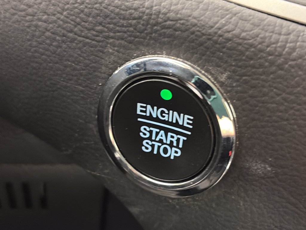 Used 2024 Ford Edge SEL AWD/4WD image 23