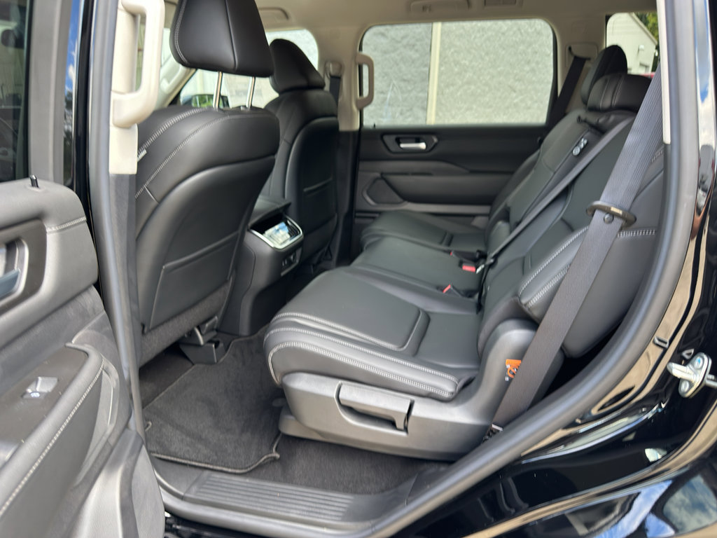 New 2026 Nissan Armada SV image 13