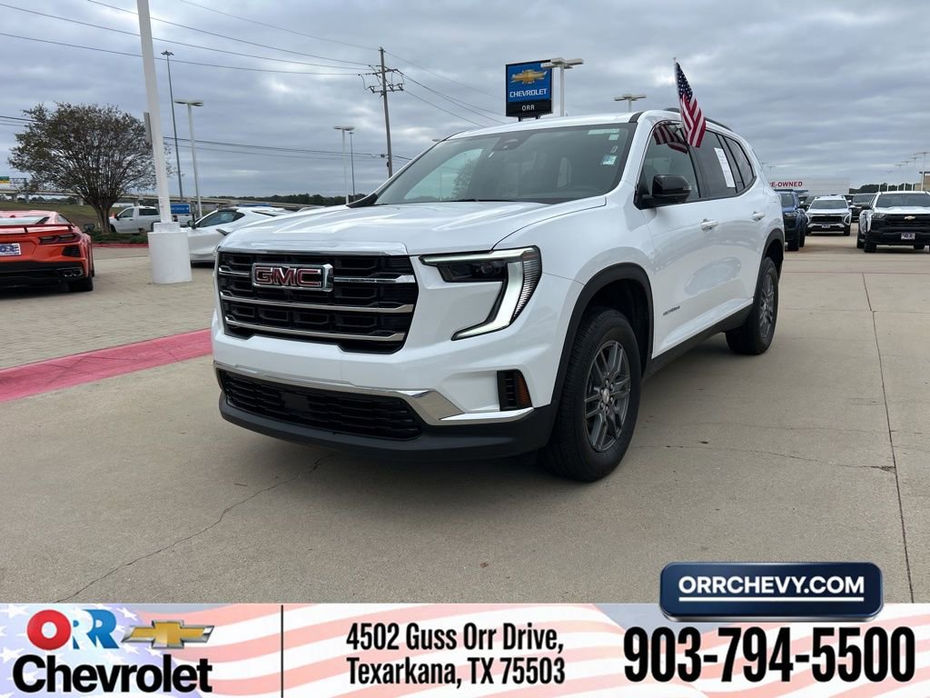 Used 2025 GMC Acadia Elevation image 1