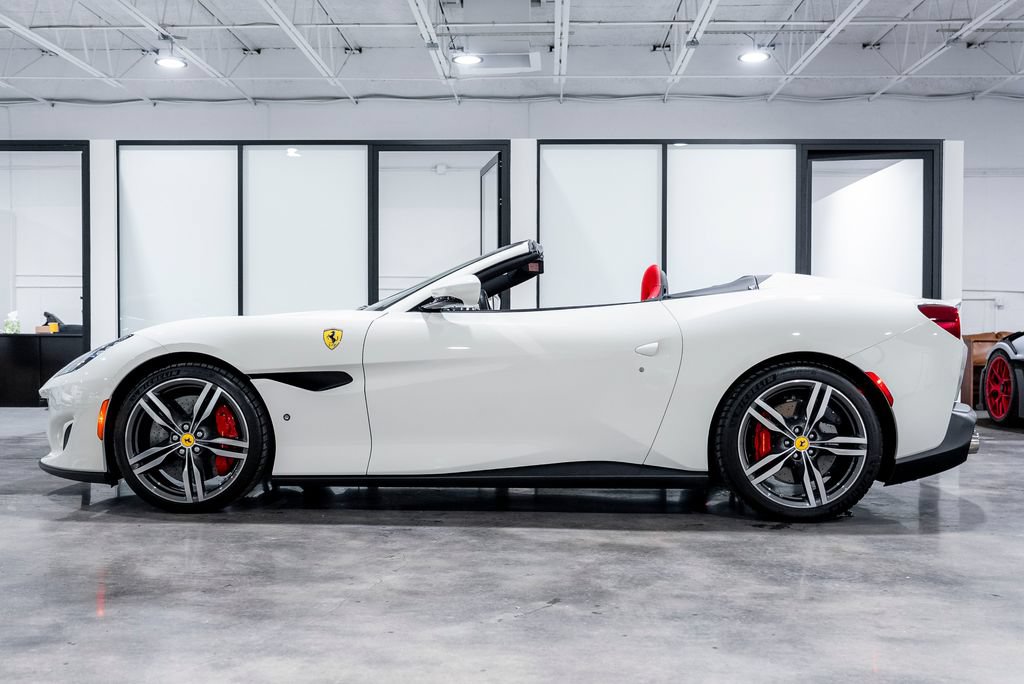 Used 2020 Ferrari Portofino RWD image 91