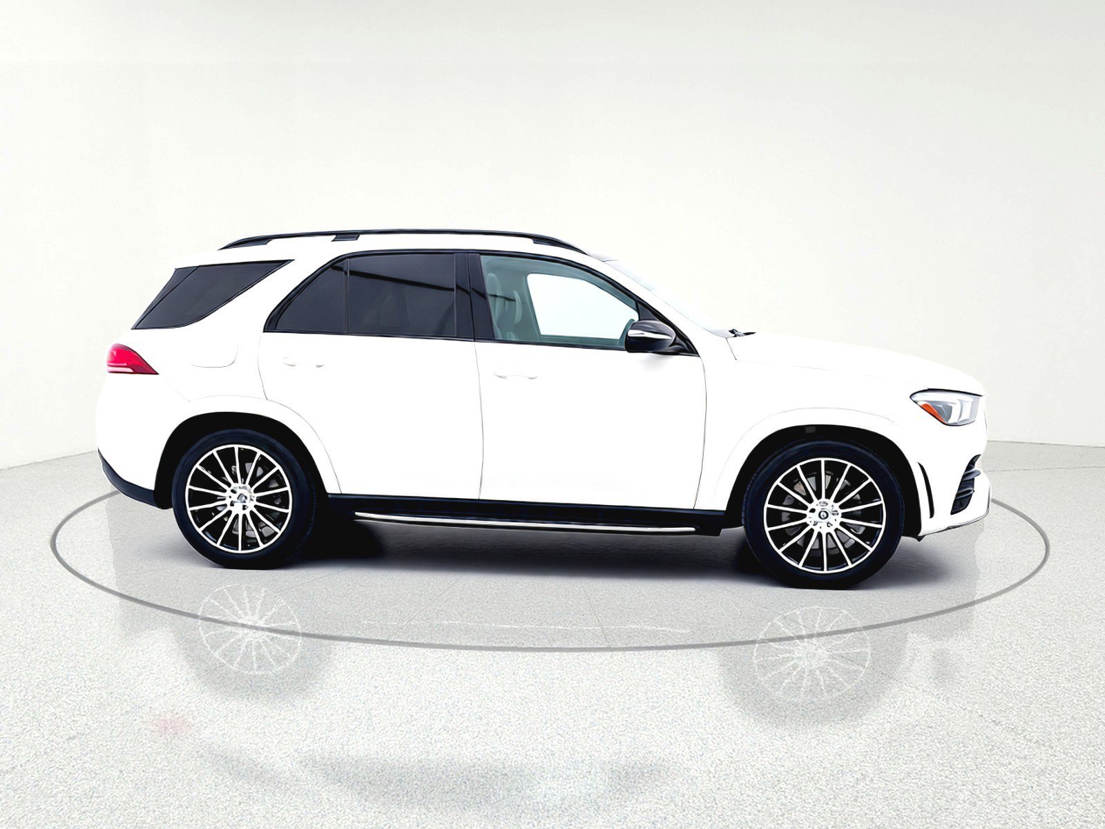 Used 2021 Mercedes-Benz GLE 580 4MATIC image 11