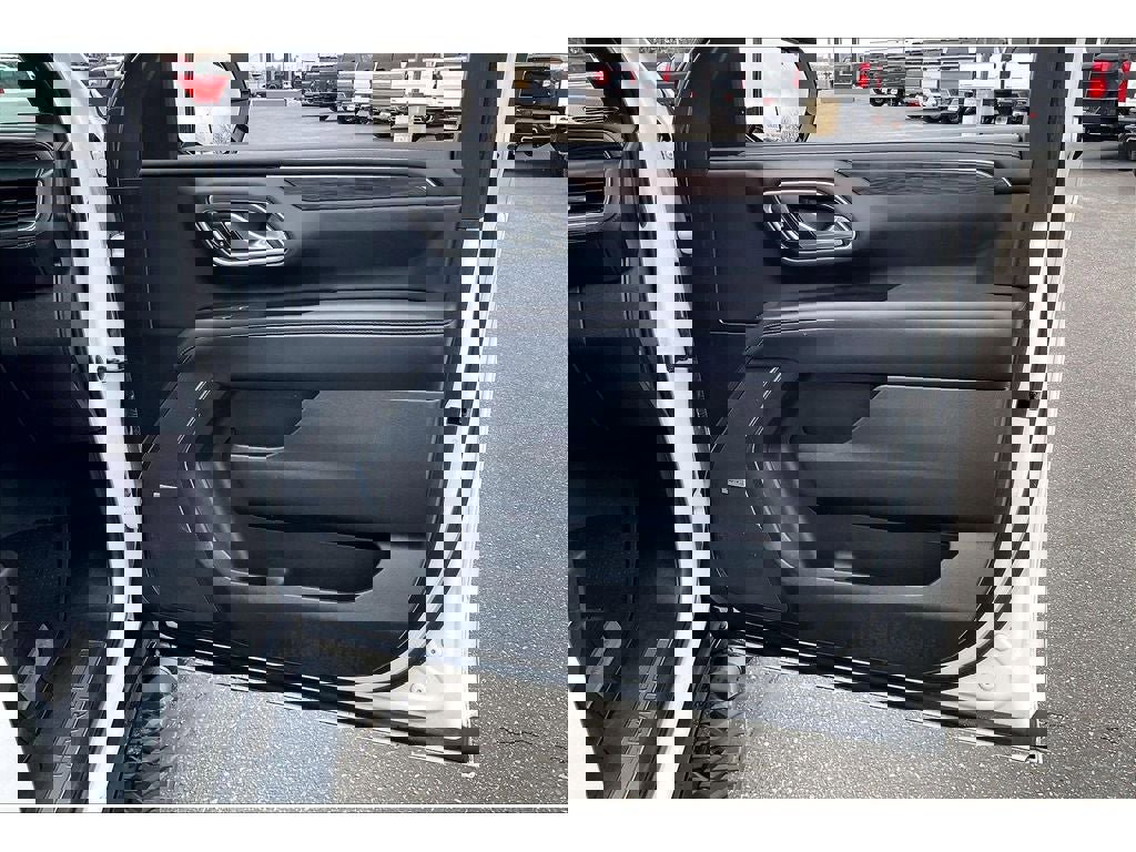 Used 2022 Chevrolet Suburban Z71 w/ Z71 Off-Road Package image 25