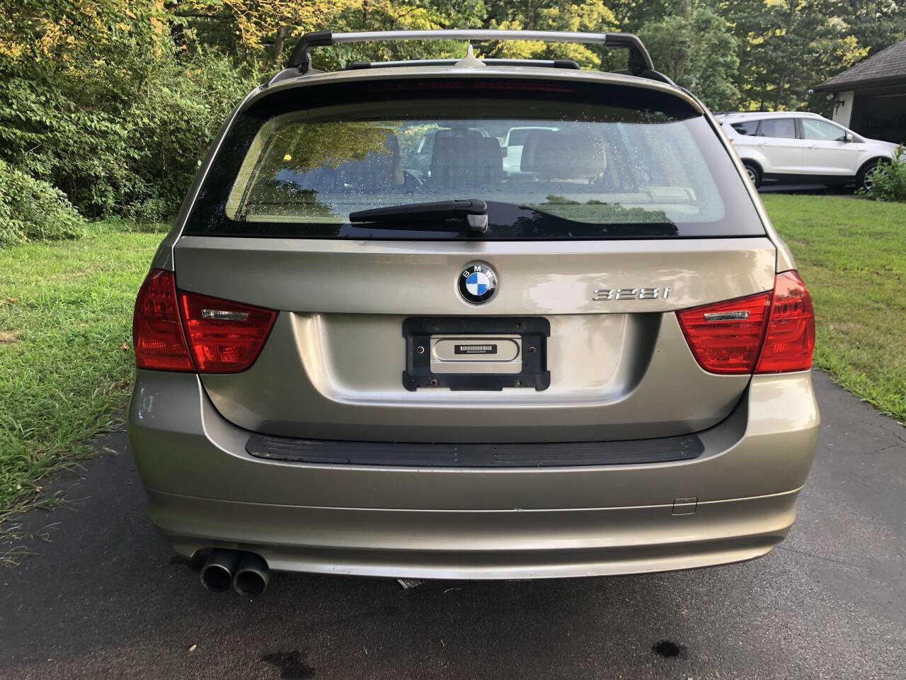 Used 2012 BMW 328i xDrive Wagon image 5