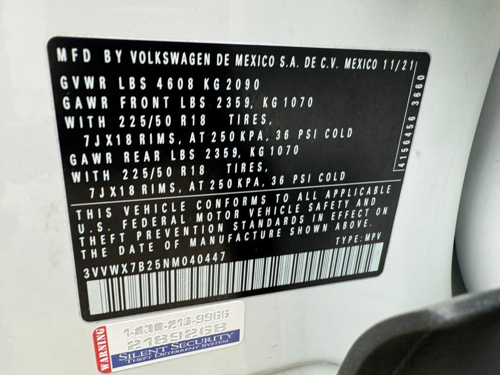 Used 2022 Volkswagen Taos SE image 32