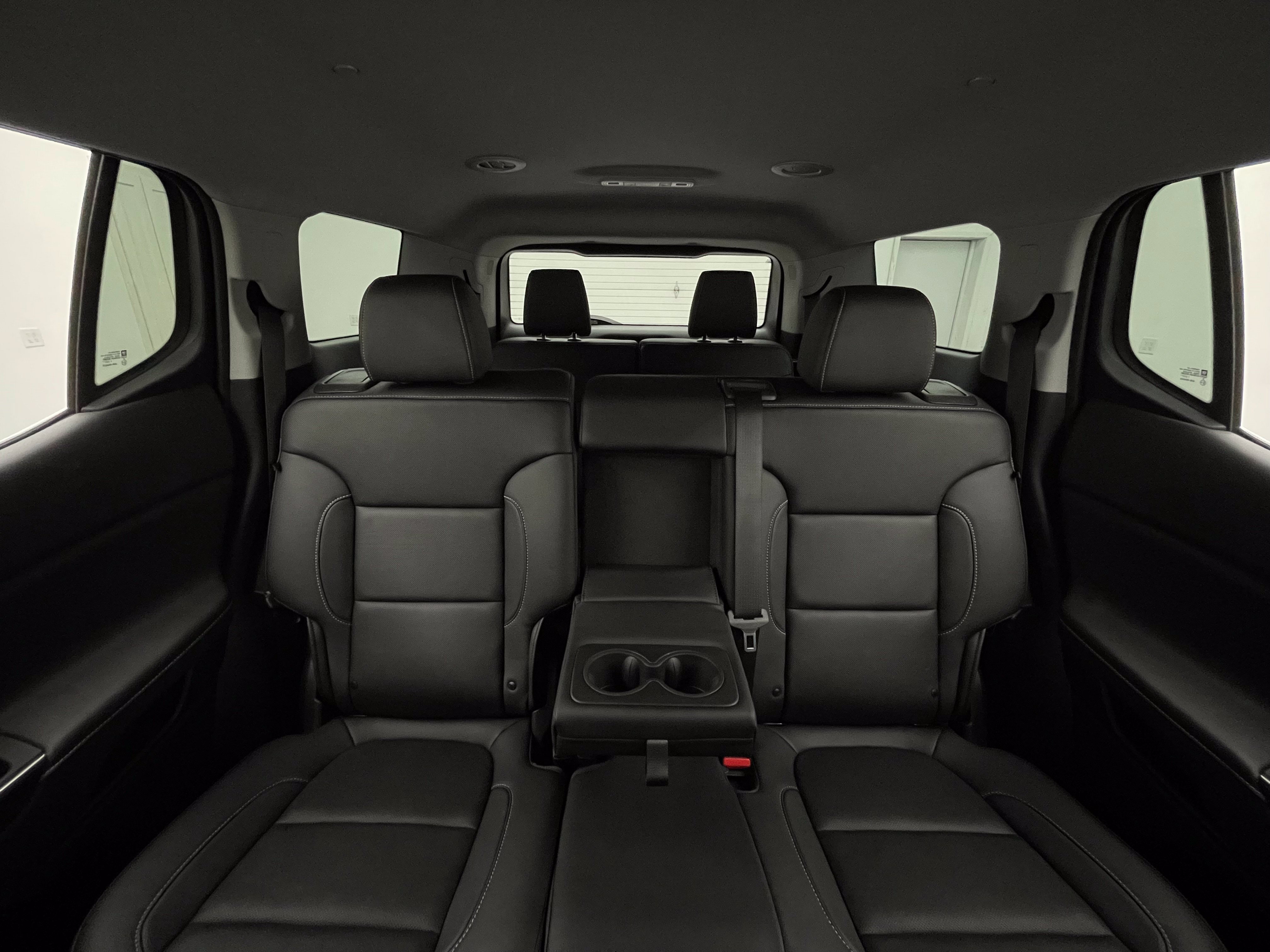 Used 2023 GMC Acadia SLT FWD image 37