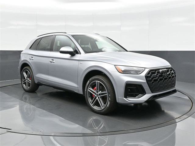 Used 2024 Audi Q5 e Premium Plus w/ Premium Plus Package