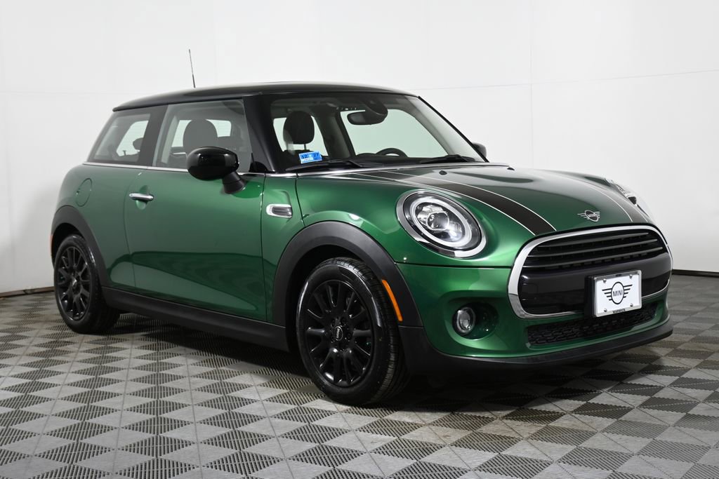 Used 2020 MINI Cooper 2-Door Hardtop image 8