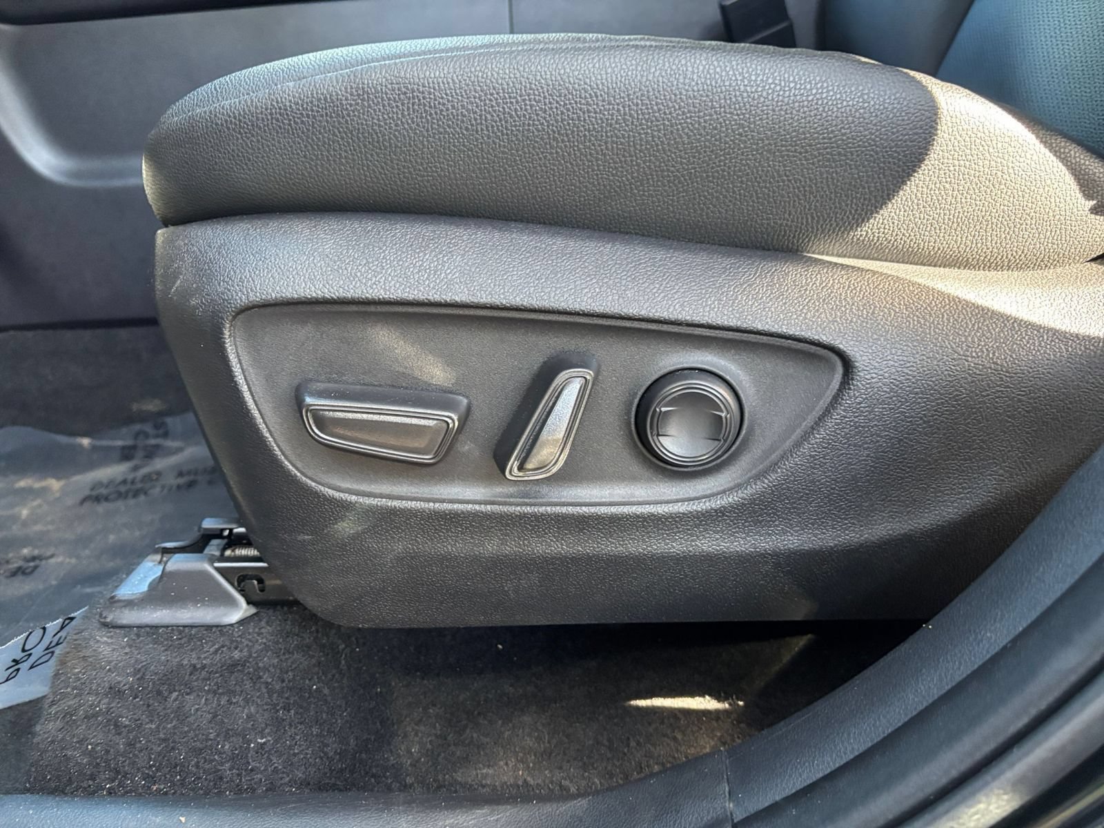 Used 2025 Toyota Grand Highlander FWD image 22