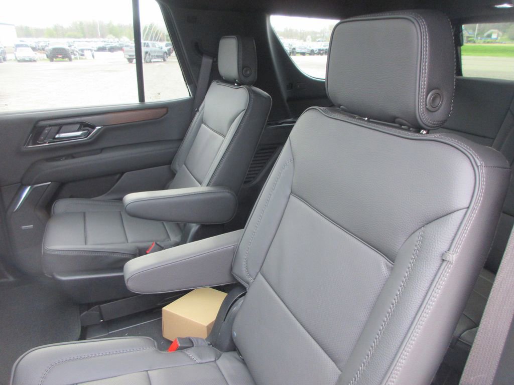 New 2026 GMC Yukon Denali image 12