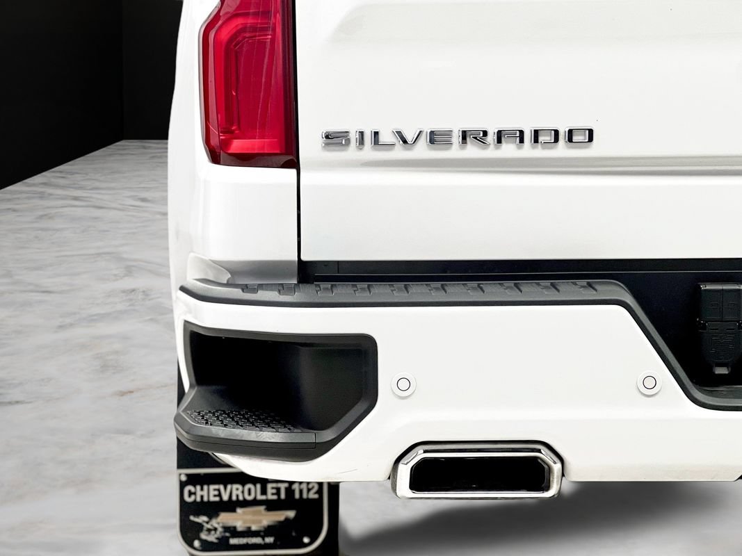 Used 2022 Chevrolet Silverado 1500 High Country w/ High Country Premium Package AWD/4WD image 14
