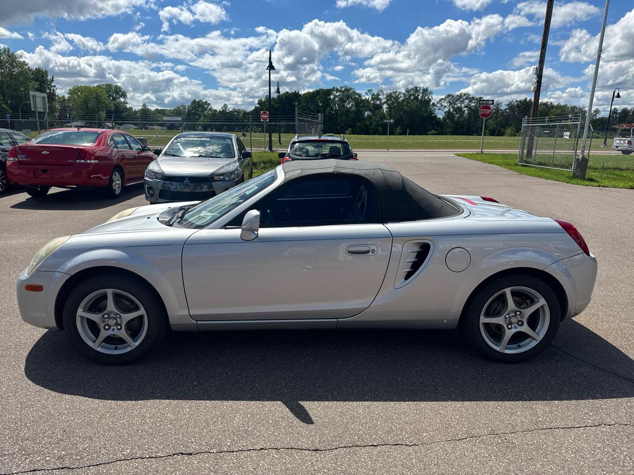 Used 2003 Toyota MR2 RWD image 8