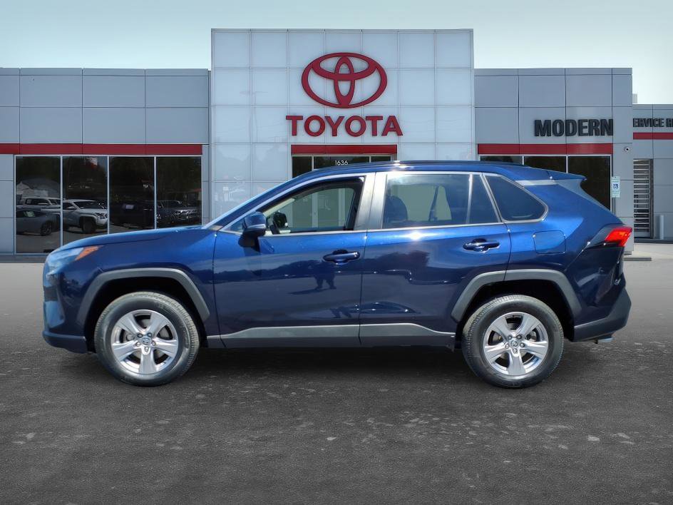 Certified 2022 Toyota RAV4 XLE AWD/4WD image 3