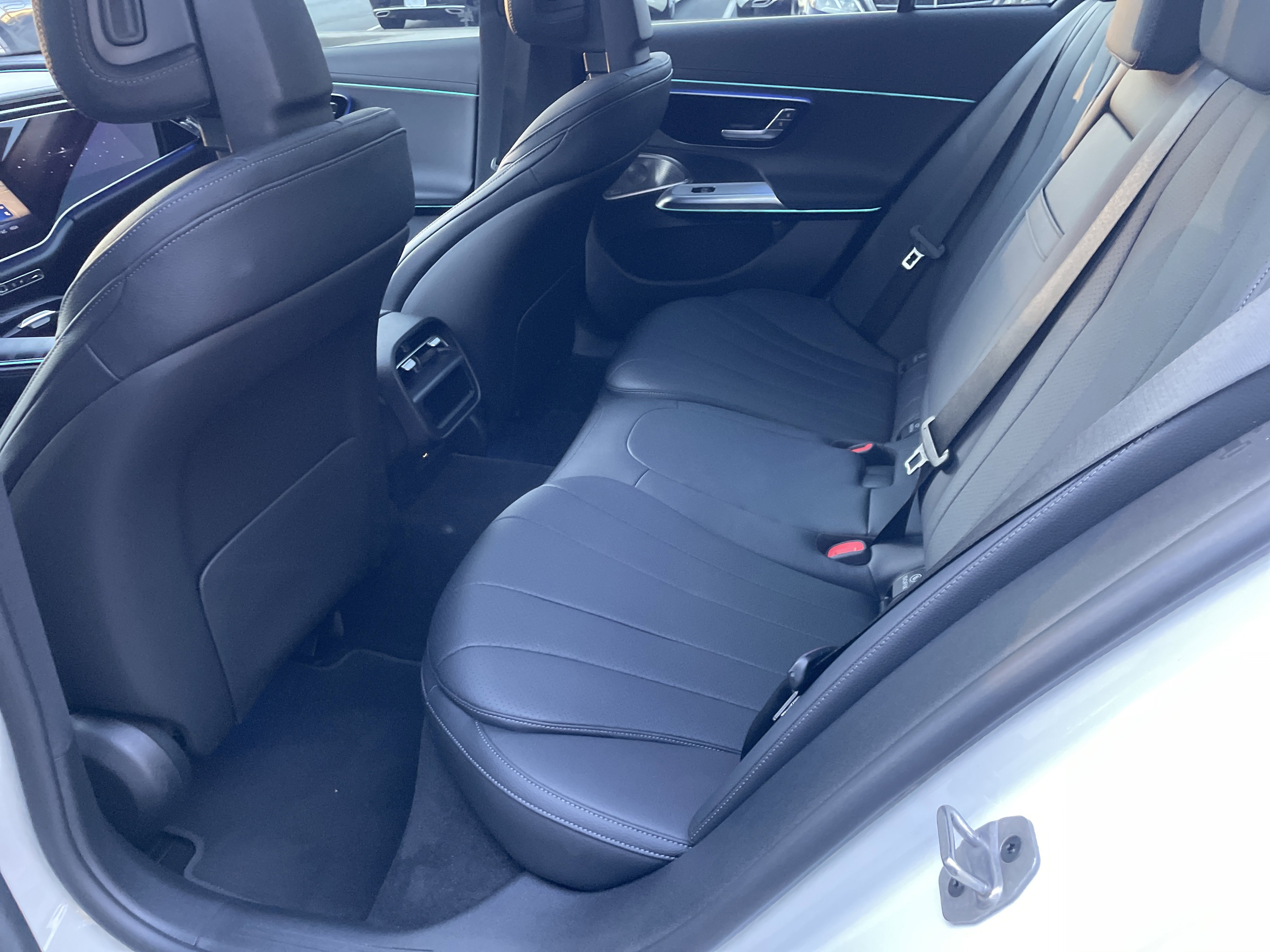 Certified 2025 Mercedes-Benz E 350 4MATIC Sedan image 41