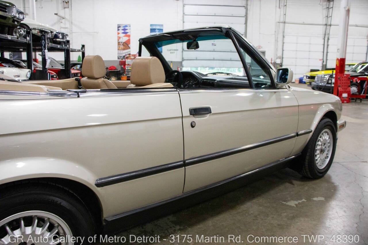 Used 1989 BMW 325i Convertible RWD image 24